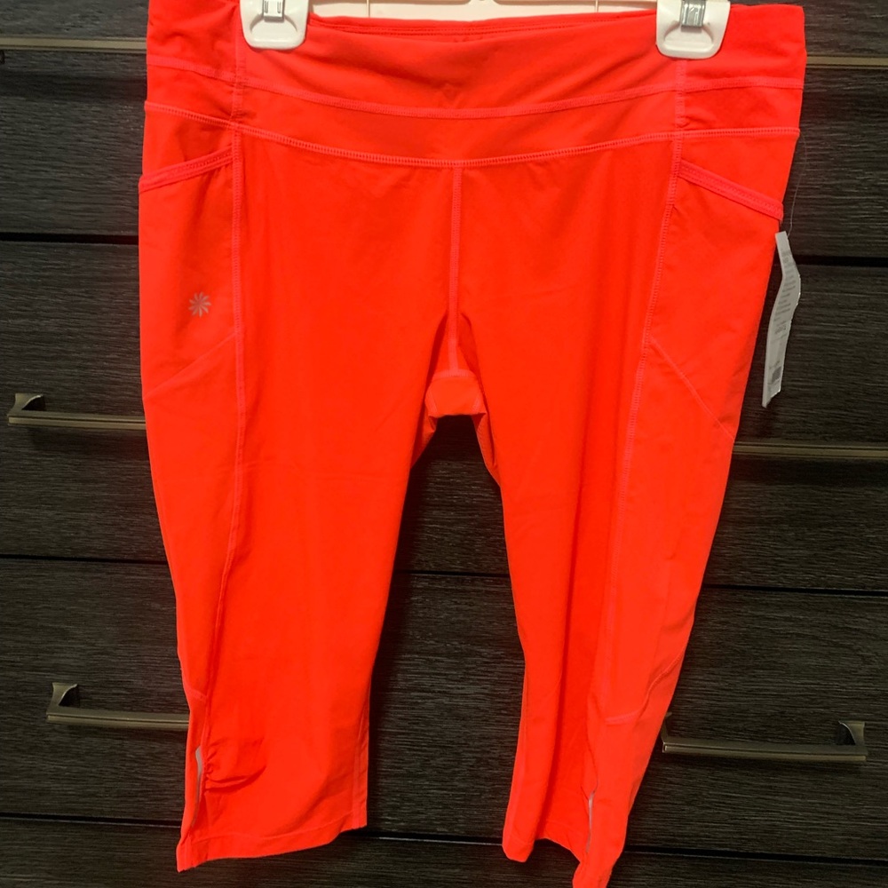 Athleta Dobby Be Free Knickers Crop Capri Running Leggings Neon Coral Orange